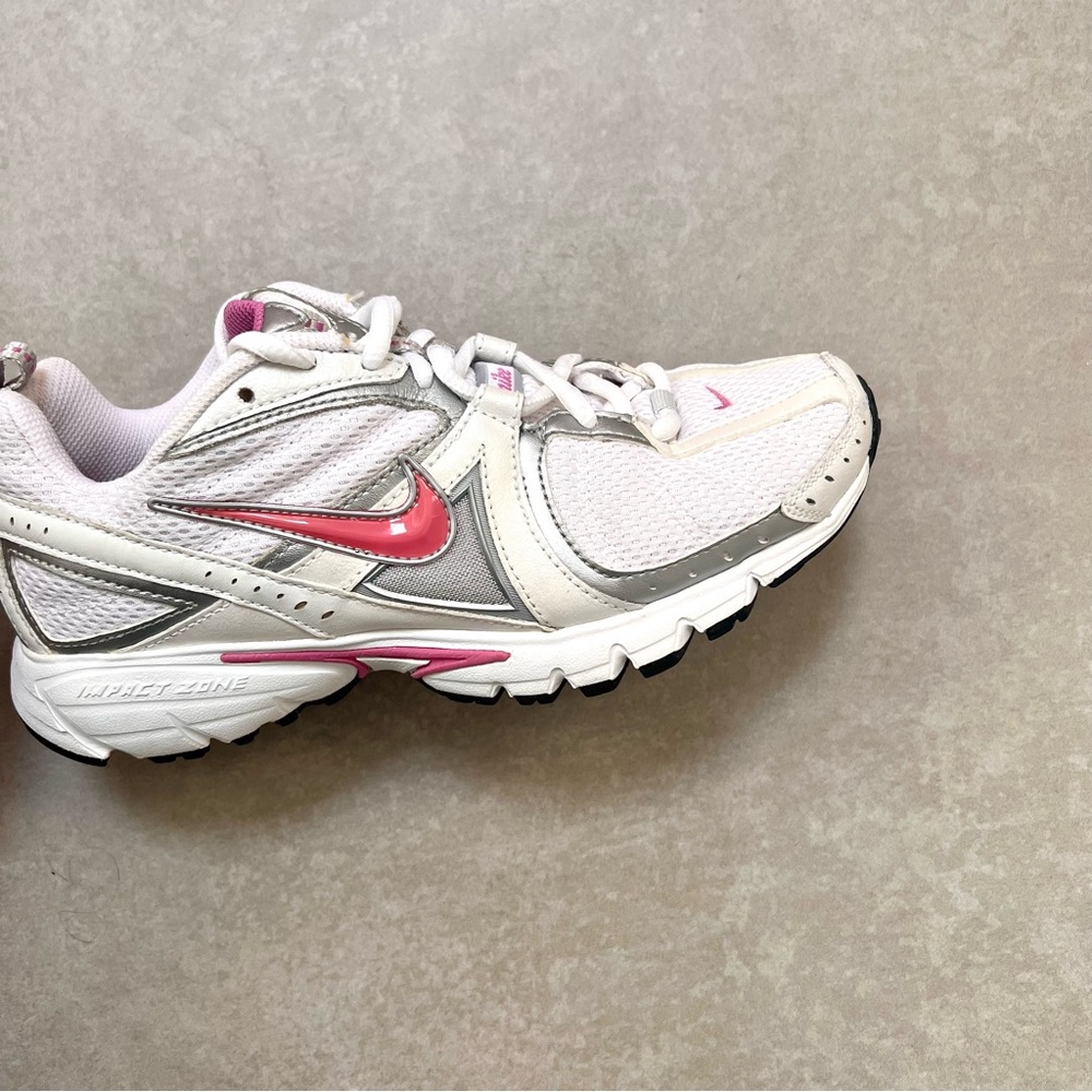 Nike Impact Zone 07 Running Shoes